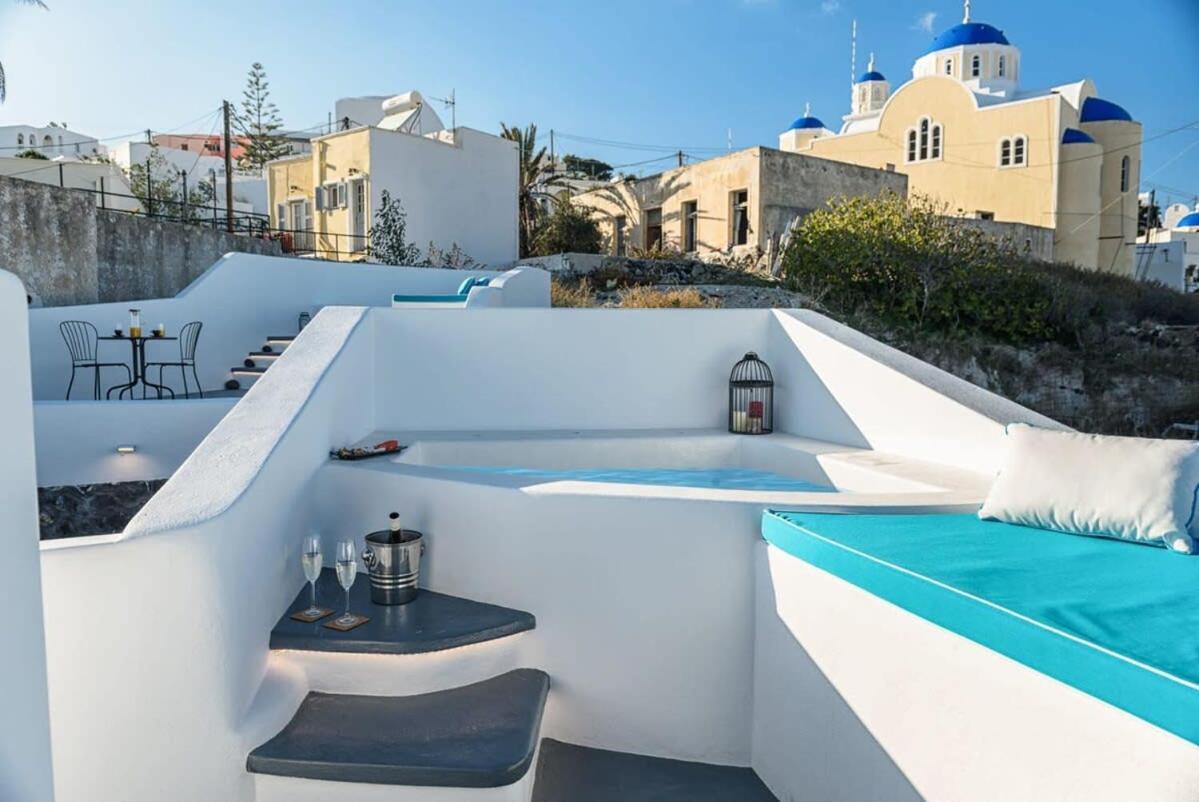 Santorini Traditional Apt With Private Hot Tub Fira (Santorini) Exterior foto