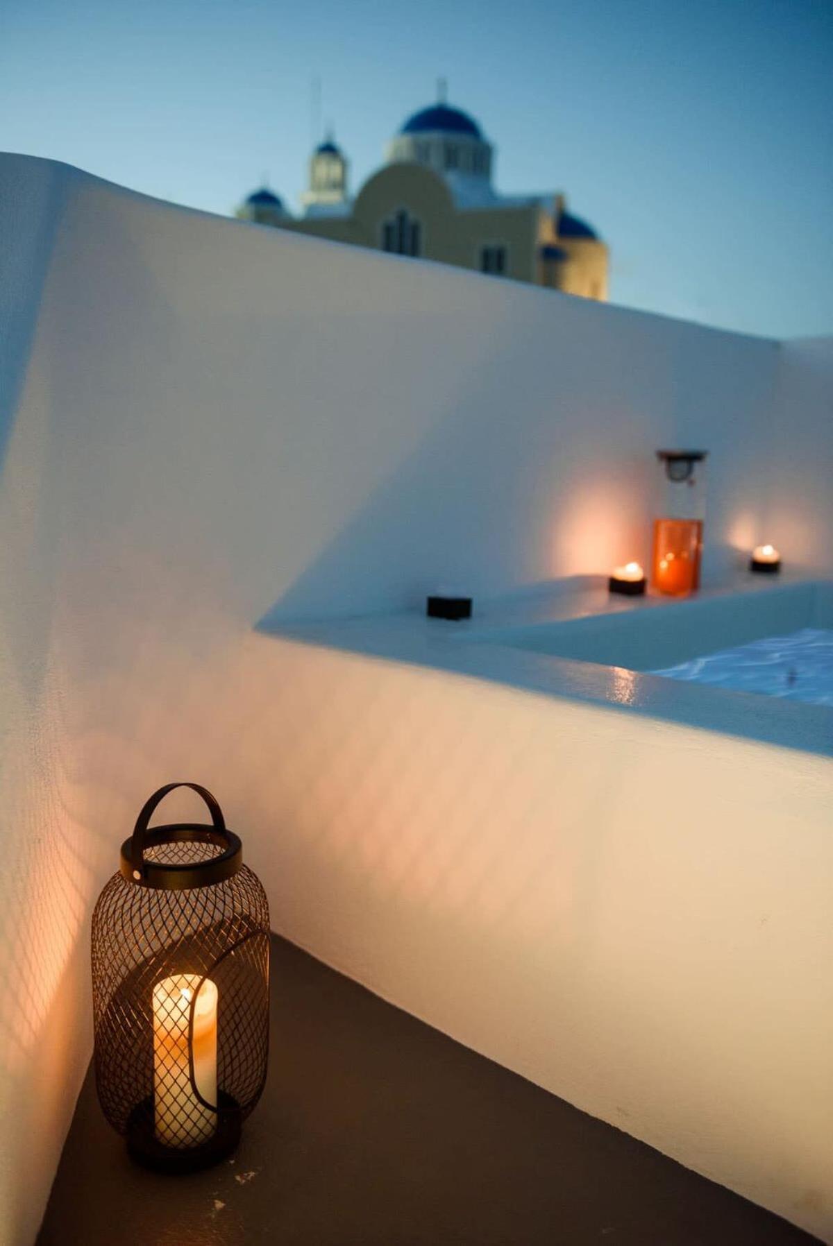 Santorini Traditional Apt With Private Hot Tub Fira (Santorini) Exterior foto
